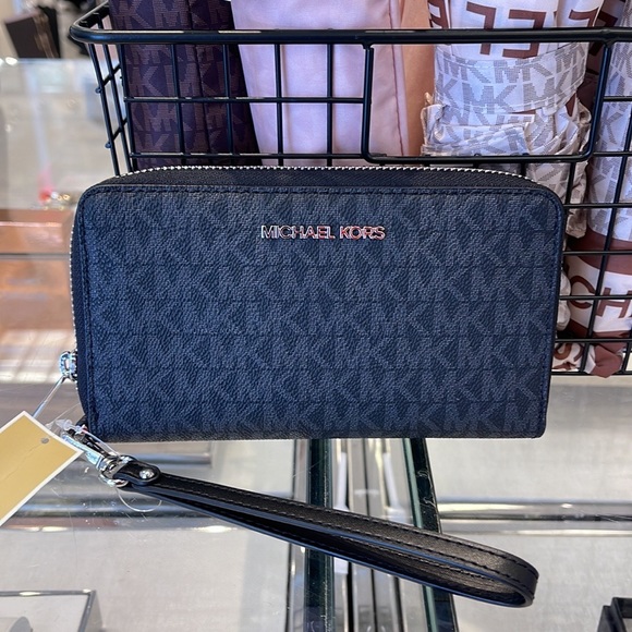 Michael Kors MK Signature Large Flat Multi-Function Phone Case Wallet Wristlet - Picture 7 of 16